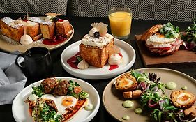 Delta Hotels By Marriott Vancouver Downtown Suites